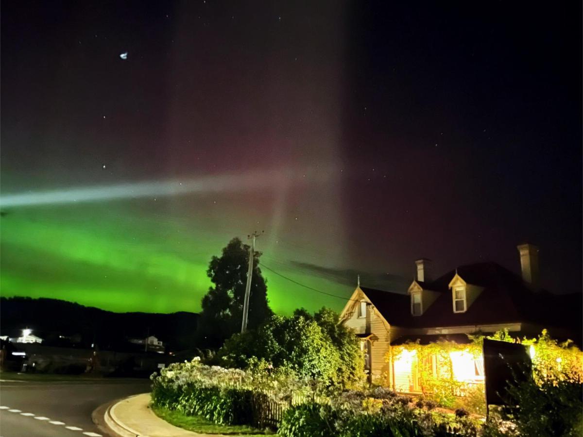 แคมบริดจ์เฮาส์บีแอนด์บี Bed & Breakfast Geeveston ภายนอก รูปภาพ
