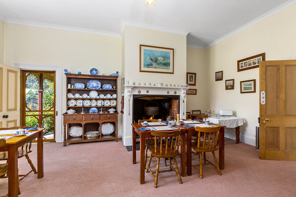 แคมบริดจ์เฮาส์บีแอนด์บี Bed & Breakfast Geeveston ภายนอก รูปภาพ